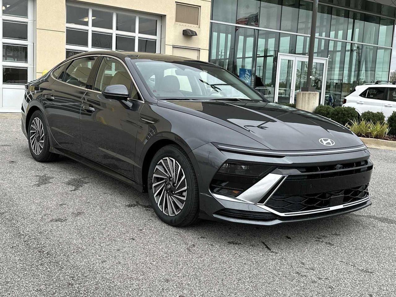 2026-Sonata-Hybrid-Limited (9).jpg